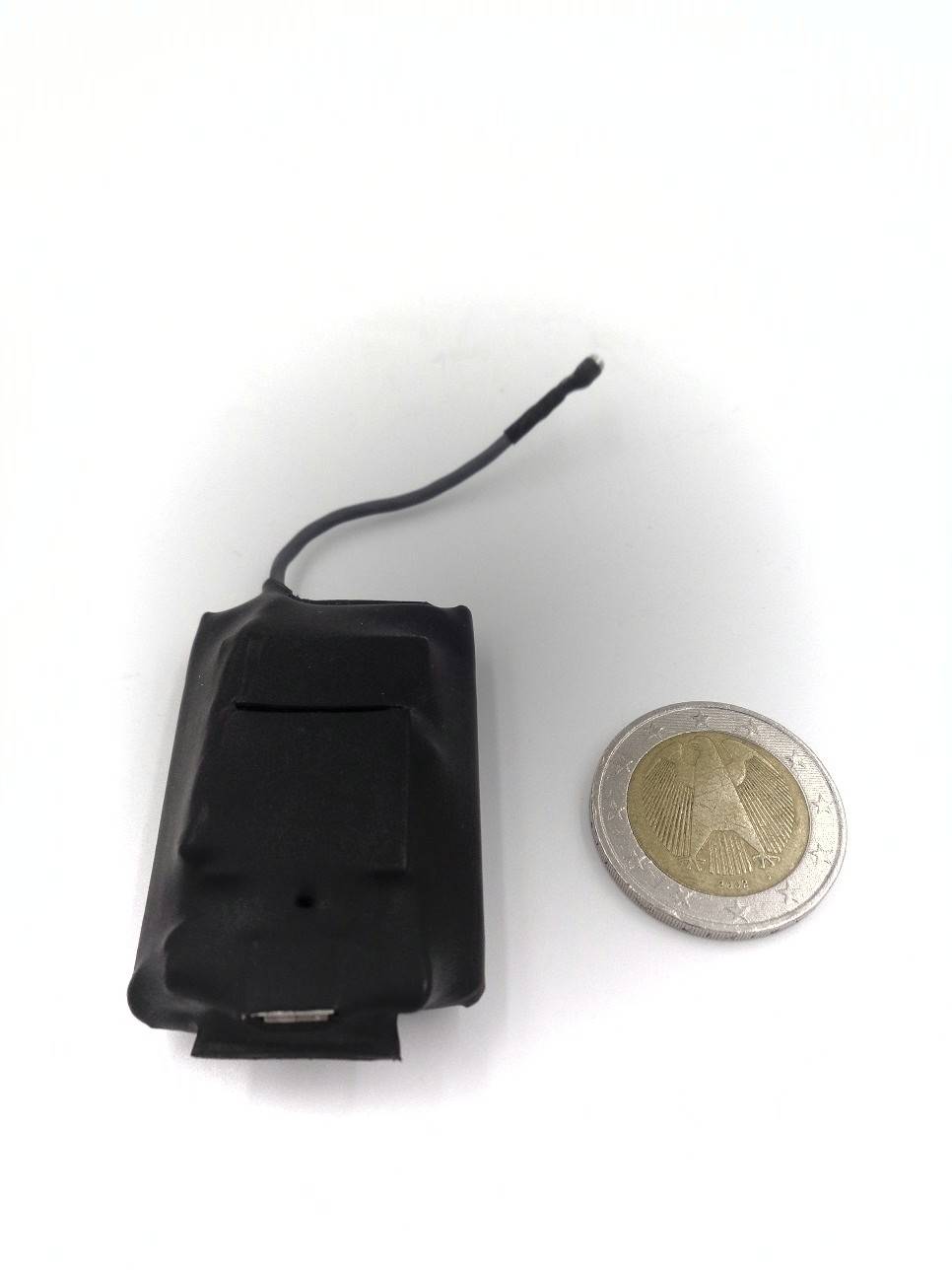 Mini micro espion, redoutable objet d’écoute