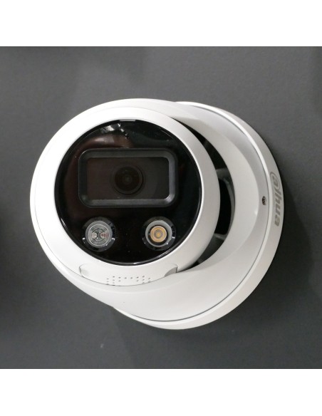 Caméra dome ip 5MP Dahua wizsense avec son, sirène et flash rouge et bleu