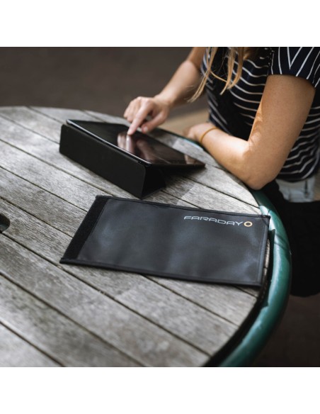 Sac blocage signaux pour tablettes gamme JACKET XL - FARADAY DEFENSE