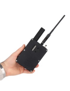 Détecteur de traceur GPS, caméra et micro espion 2G, 3G,...