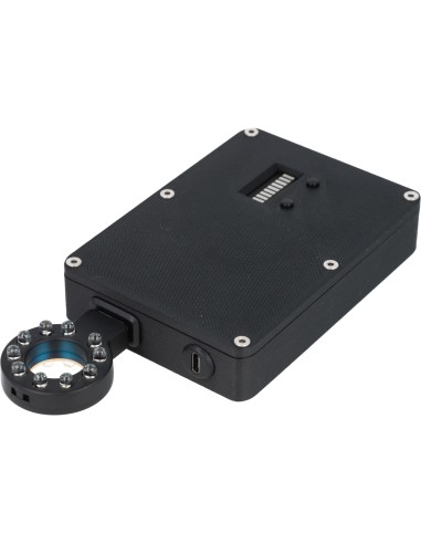 Détecteur de traceur GPS, caméra et micro...